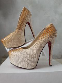 SEPATU ALA KULIT BUAYA UKURAN 37