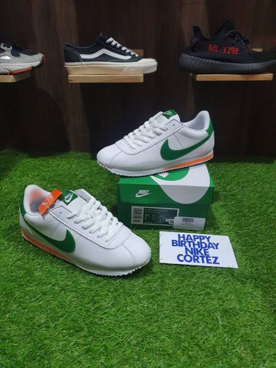 Sepatu nike cortez top