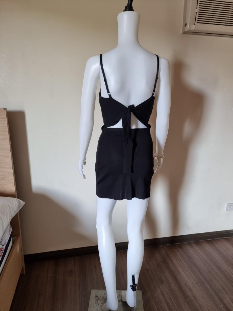 Sexy LBD (Category: Dresses) located in Manila. Submitted by bare_egg (Listing ID 1129920825, Image 3). Description: .
