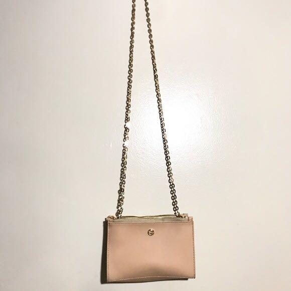 Gold best sale crossbody clutch