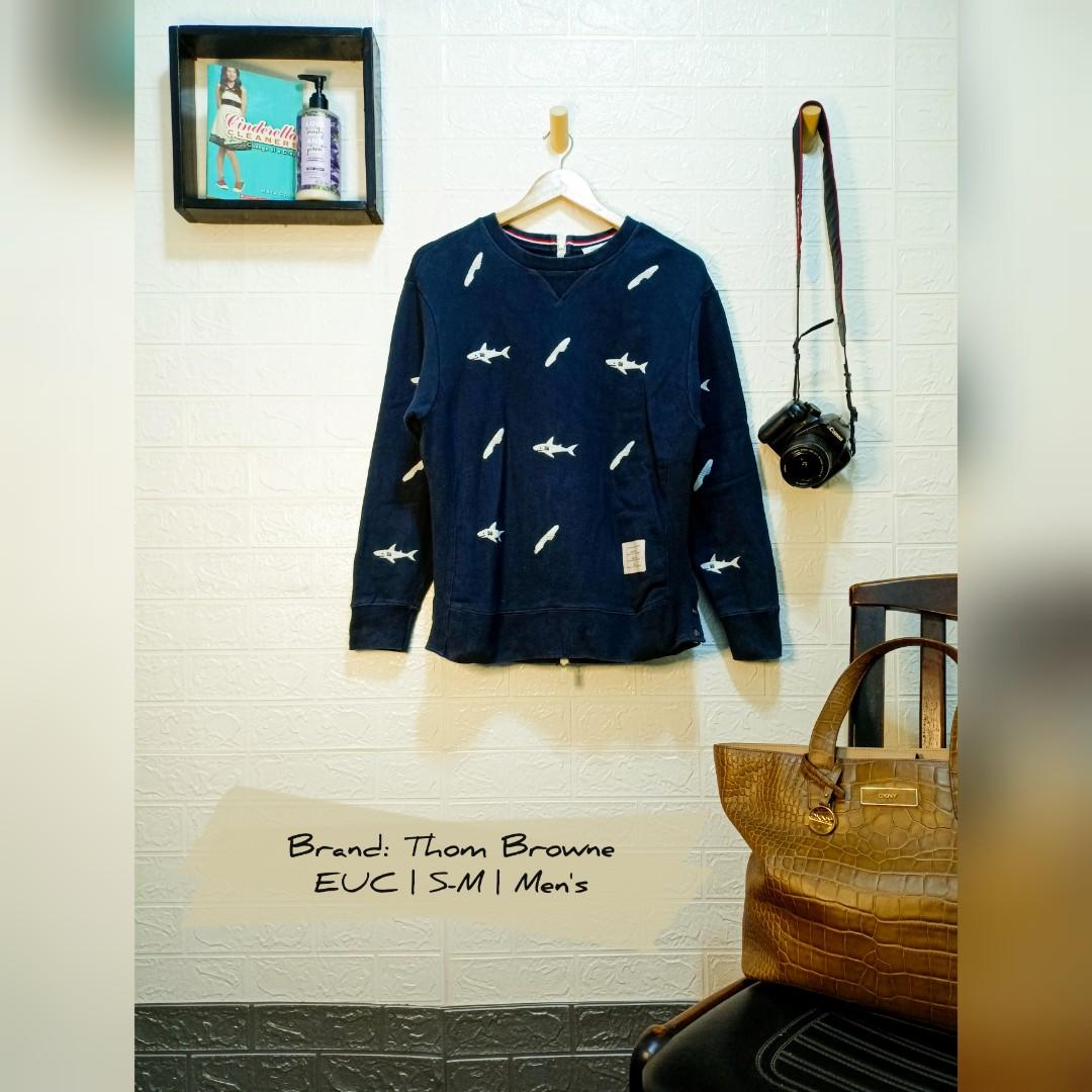 thom browne shark sweater