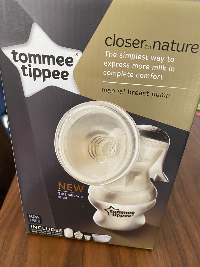 Tommee Tippee Manual Breast Pump, Babies & Kids, Nursing & Feeding, Breastfeeding Bottle Feeding on Carousell