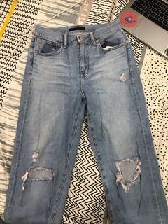 (Category: ) located in . Submitted by kstnlee (Listing ID 1129990696, Image 1). Description: .