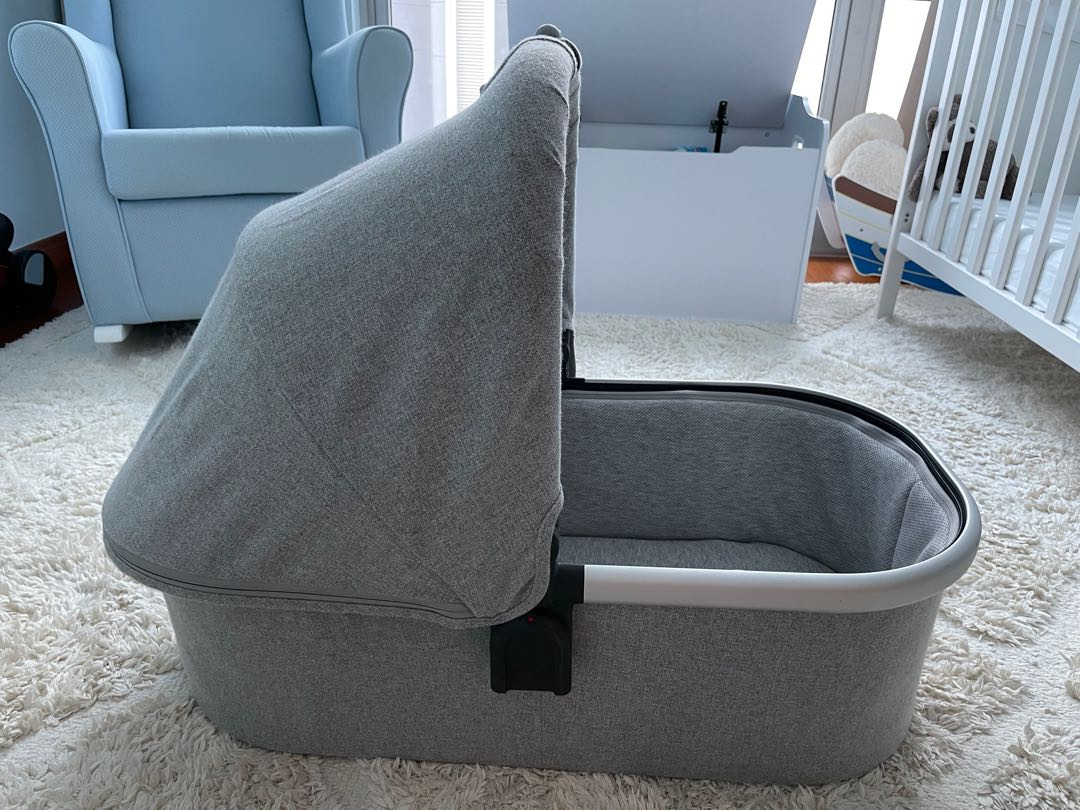 Uppababy Vista v2 (Stella), Babies & Kids, Going Out