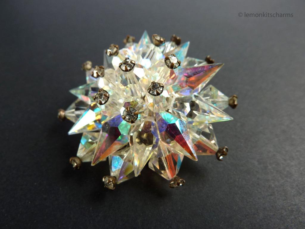 Vintage shop star brooch