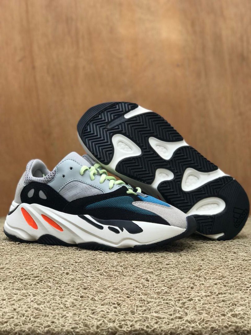 harga yeezy 700 wave runner