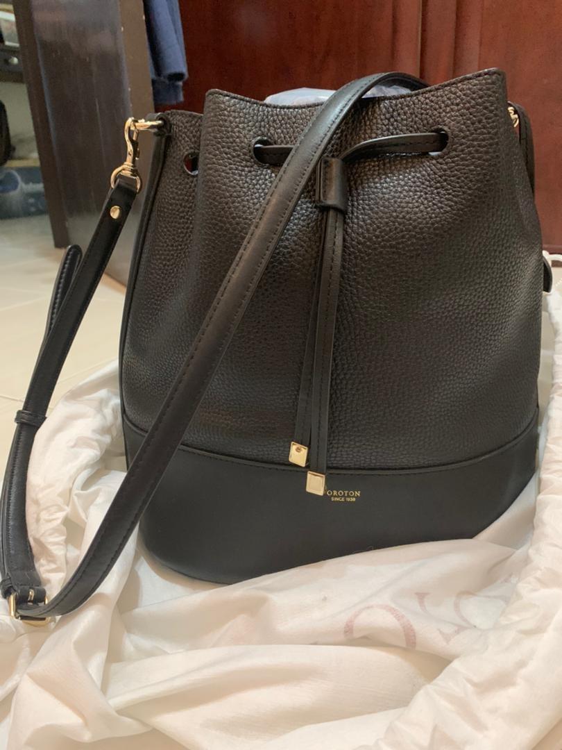 Oroton berkeley best sale bucket bag