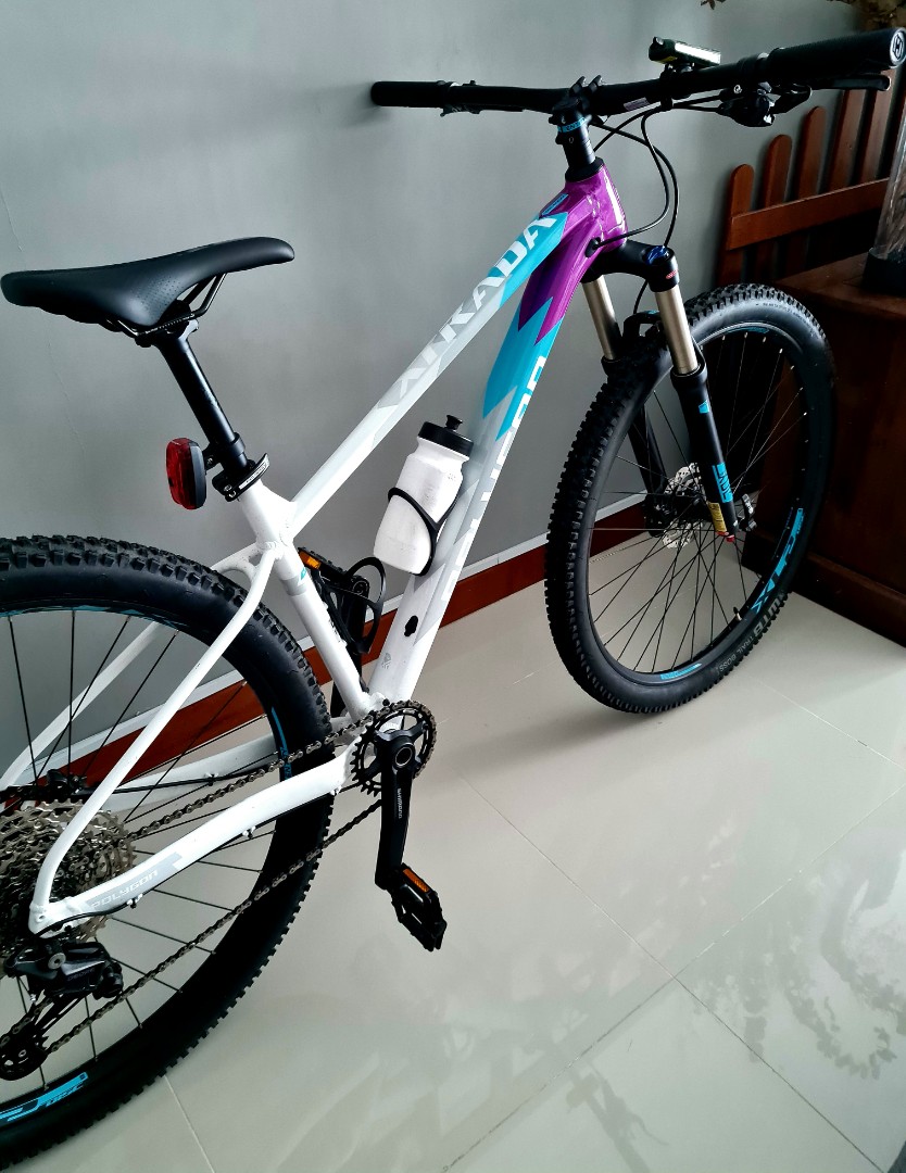 2022 Polygon Xtrada 7 29er. Sports Equipment Bicycles Parts
