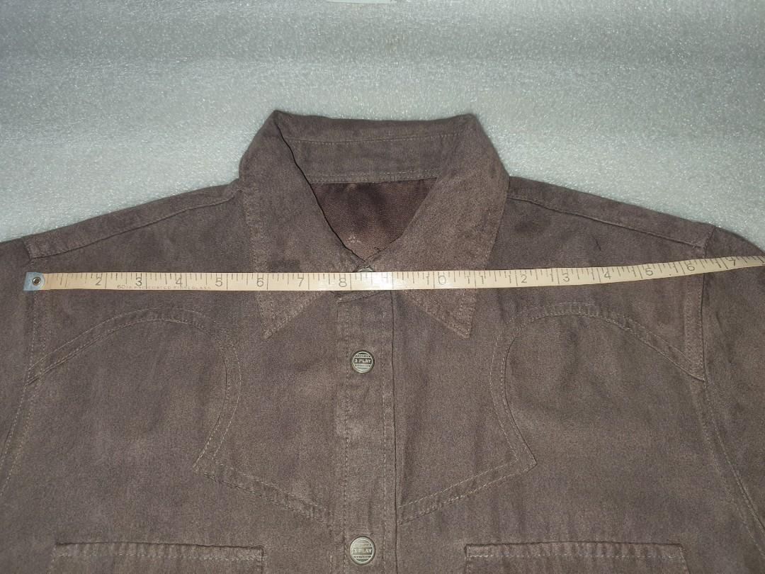 Vintage 3 PLAY Suede Utility Jacket (Category: Coats, Jackets and Outerwear) located in San Pedro. Submitted by mochi_21 (Listing ID 1130120850, Image 3). Description: Vintage 3PLAY Suede Utility Jack (Suede Leather Material) Pit to pit - 20" Length - 25" RFS: Decluttering For inquiries: 09456222629 / 09949043884.