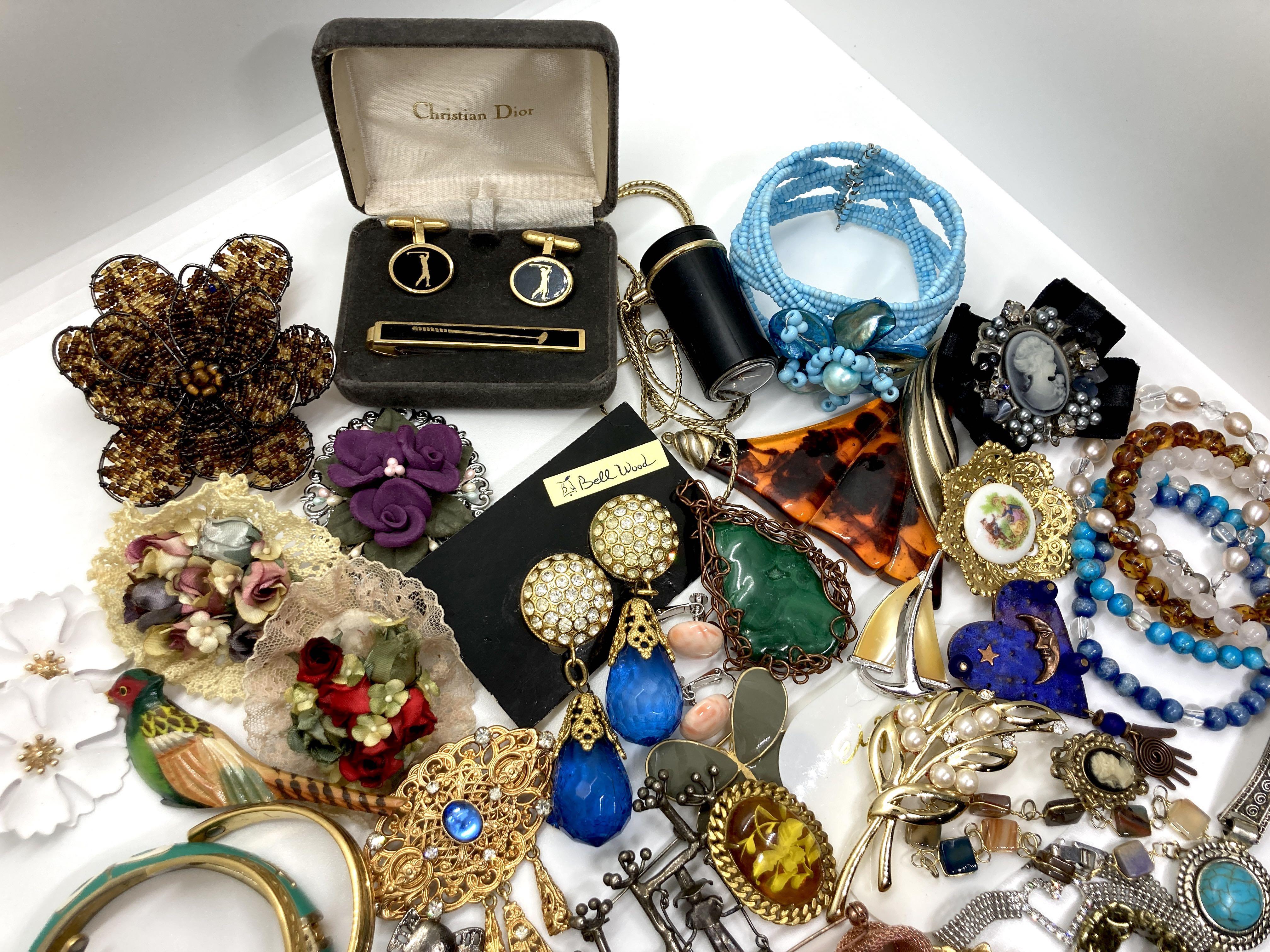 Vintage, Accessories