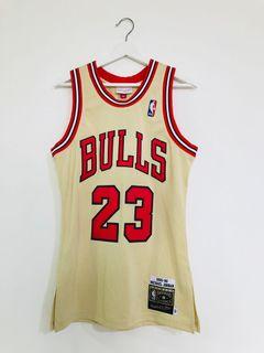 100% Authentic Mitchell and Ness Michael Jordan Chicago Bulls 95-96 Away  Jersey