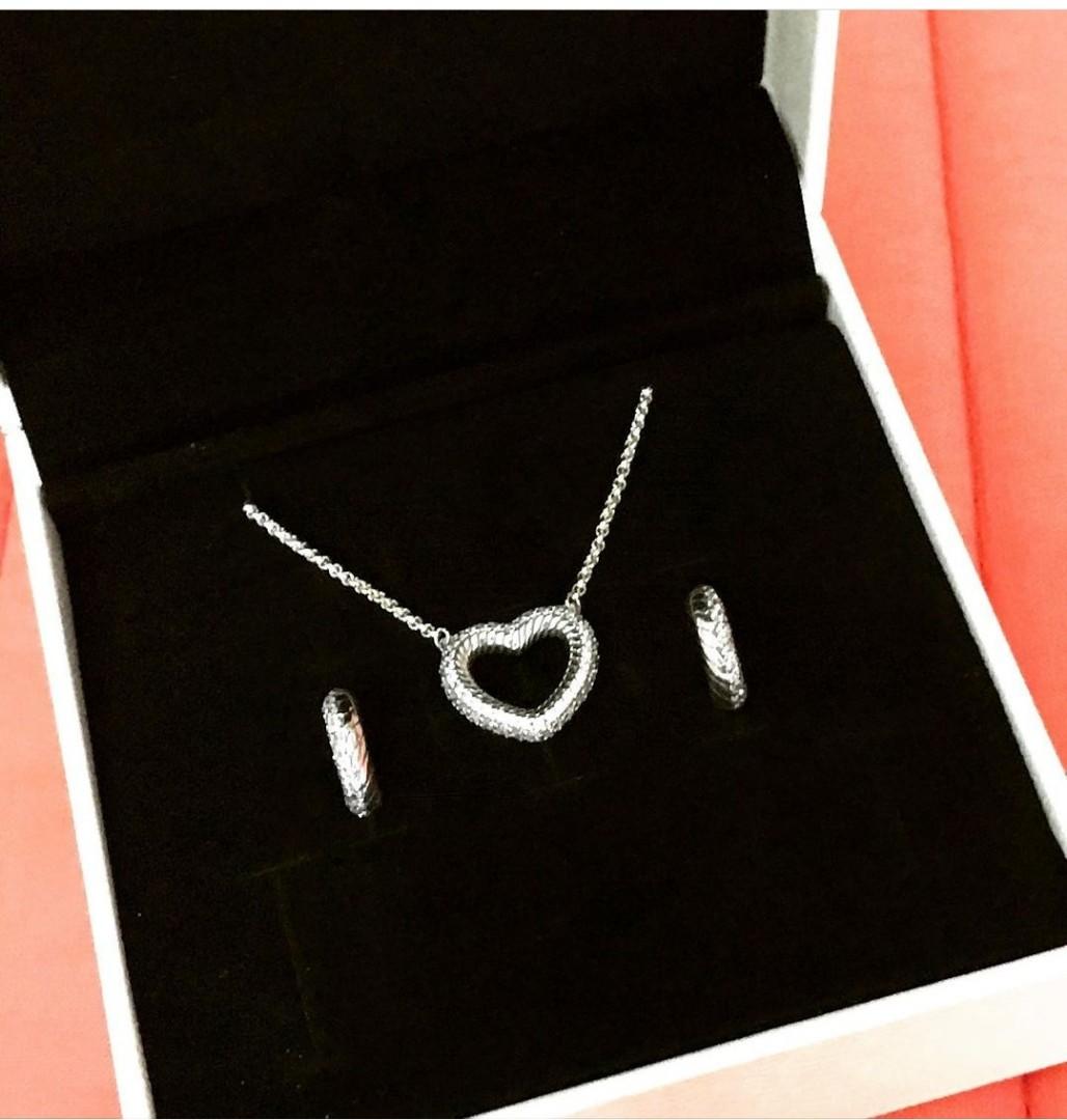 BAGSAK PRESYO‼️AUTHENTIC PANDORA PAVE 