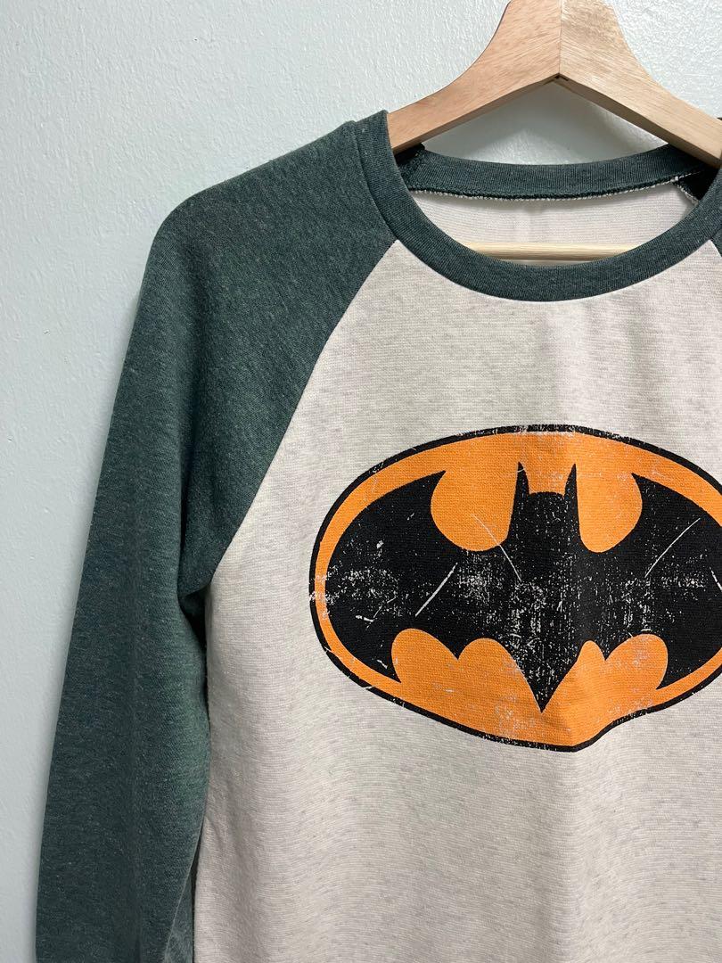 Batman Sweater , Women's Fashion, Tops, Other Tops on Carousell