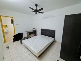 (Category: ) located in . Submitted by justifyd (Listing ID 1130122475, Image 1). Description: .