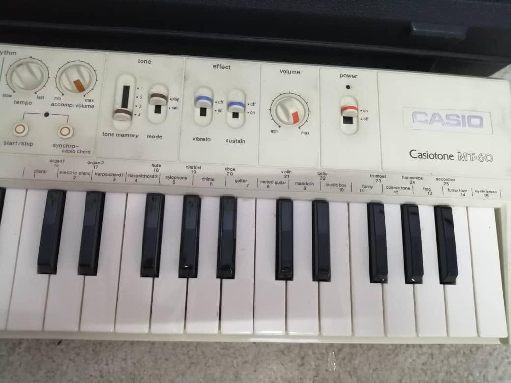 Casiotone MT 60, Hobbies & Toys, Music & Media, Musical Instruments