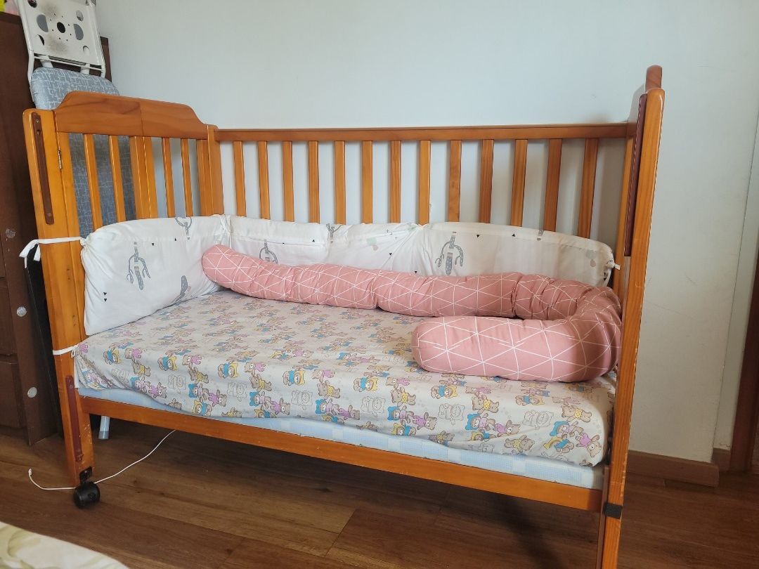 Bassett drop side crib online