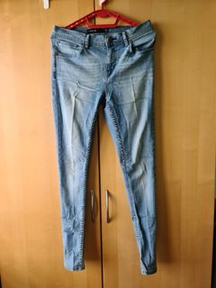 (Category: ) located in . Submitted by mattkhoo (Listing ID 1130101271, Image 1). Description: .