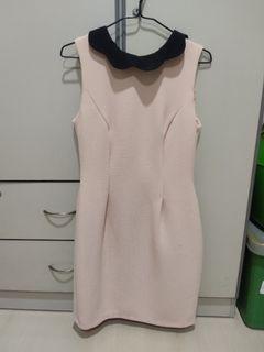 Dorothy Perkins peach dress with pretty collar