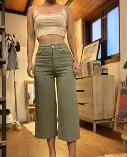 (Category: ) located in . Submitted by olipop123 (Listing ID 1130171842, Image 1). Description: .