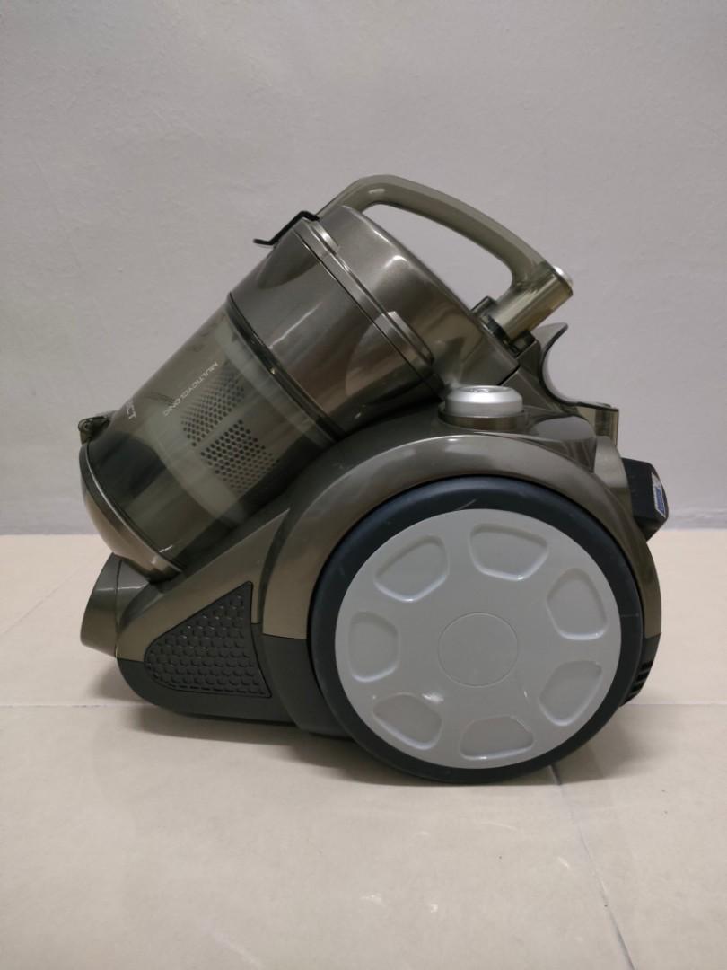 Electrolux Ergo Compact Bagless Vacuum Cleaner, Health & Nutrition