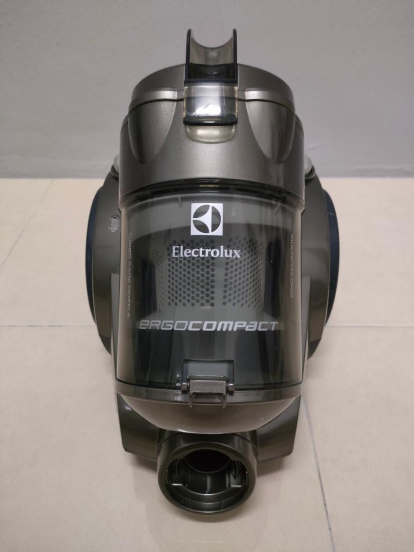 Electrolux Ergo Compact Bagless Vacuum Cleaner, Health & Nutrition