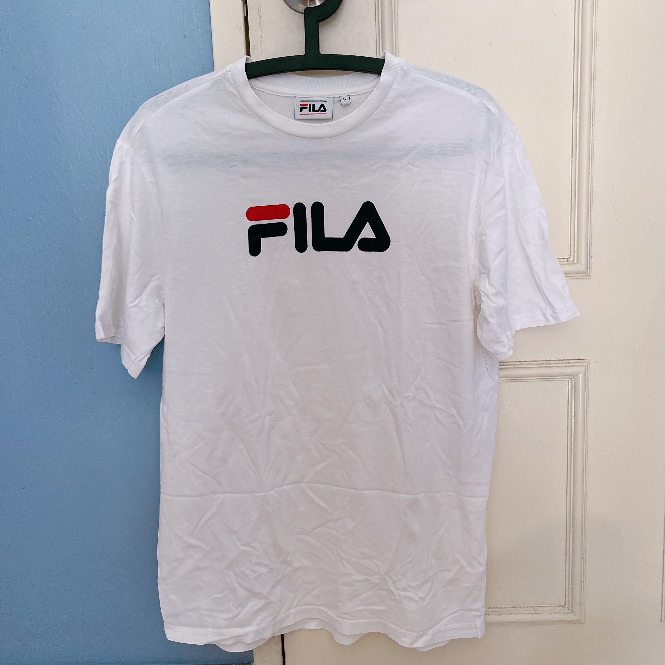 fila white tee