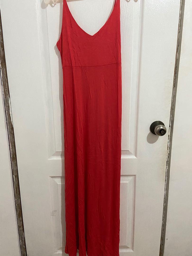 Forever 21 Red orange maxi dress (Category: Dresses) located in Antipolo. Submitted by declutteringtomorrow (Listing ID 1130205686, Image 1). Description: .