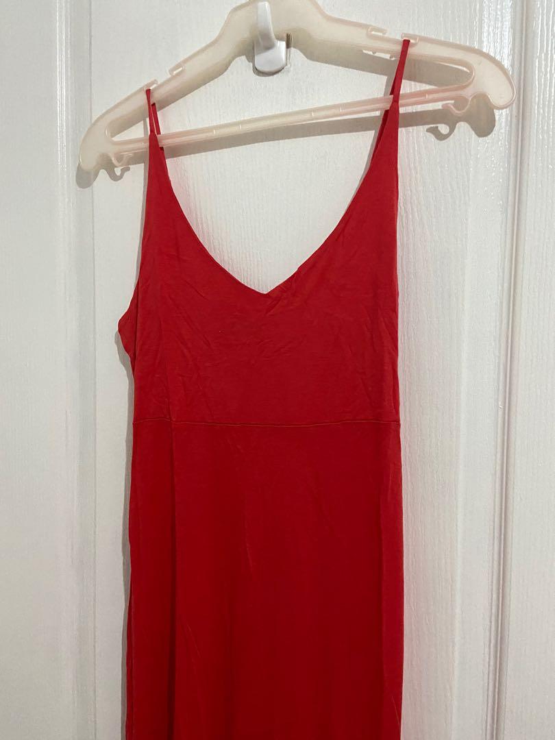 Forever 21 Red orange maxi dress (Category: Dresses) located in Antipolo. Submitted by declutteringtomorrow (Listing ID 1130205686, Image 2). Description: .
