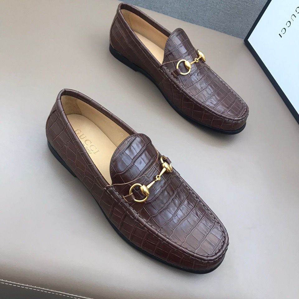 Gucci crocodile leather horsebit loafers preorder, Men's Fashion, Footwear,  Dress Shoes on Carousell