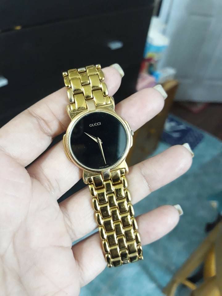 Gucci gold face watch Sale
