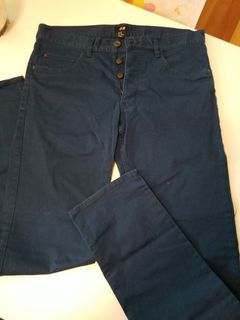 （分類：）位於 。 由 hippo.warehouse_01 提交（商品編號 1130085278，圖片 1）。簡介： 。