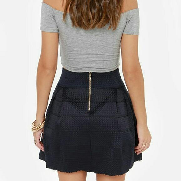 Honey Punch Black Pleated Bandage Skater Mini Skirt Small Women s Fashion Bottoms Skirts on Carousell