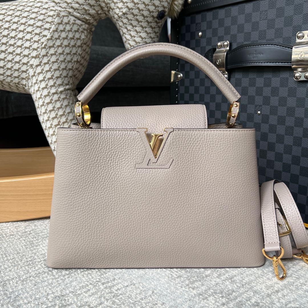 Louis Vuitton NEW 2021 Taupe Grey Taurillon Leather Capucines BB Bag