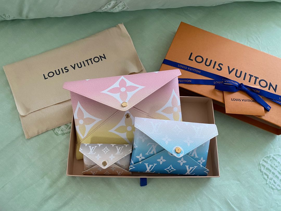Louis Vuitton Sunset Khaki Small Kirigami Pochette Only Spring In The City  💛
