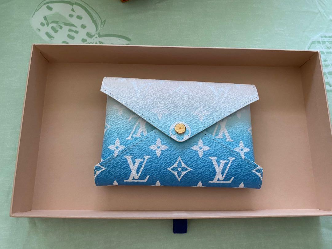 Louis Vuitton Limited Edition By the Pool Kirigami Single Small Envelope  Pouch in Peach Mist - SOLD