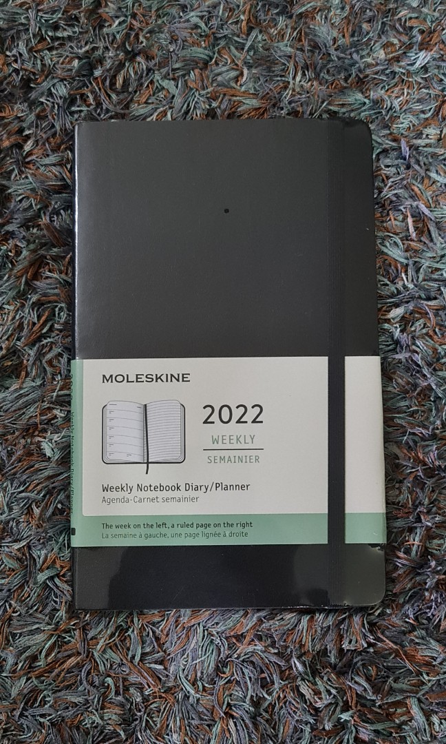 Moleskine 2022 Weekly Agenda Planner, Hobbies & Toys, Stationary