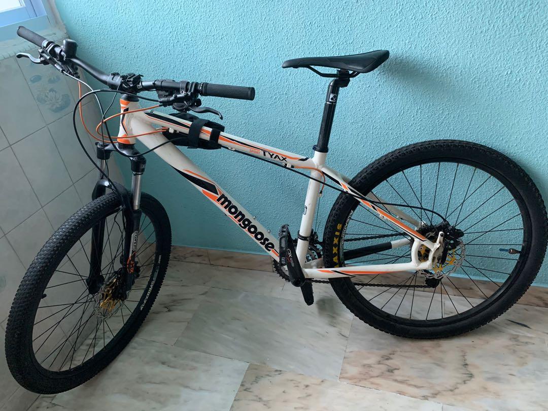 Mongoose hardtail mountain bike deals