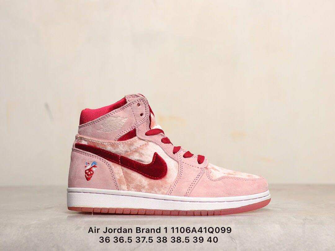 Nike AJ1 Mid Chunky Dunky, Men's Fashion, Footwear, Sneakers on Carousell