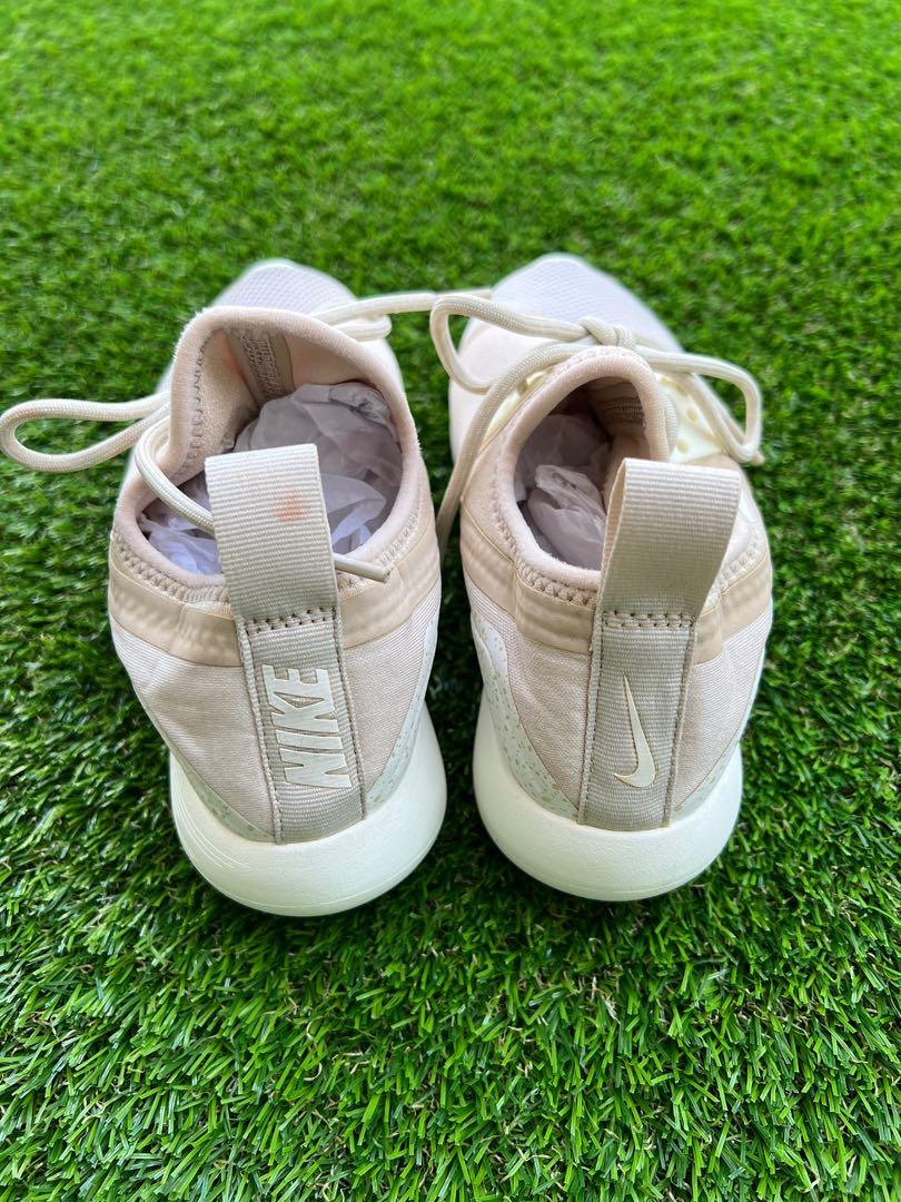 Nike free vt2 best sale