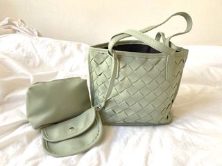 （分類：）位於 。 由 georgeleee 提交（商品編號 1130105521，圖片 1）。簡介： 。