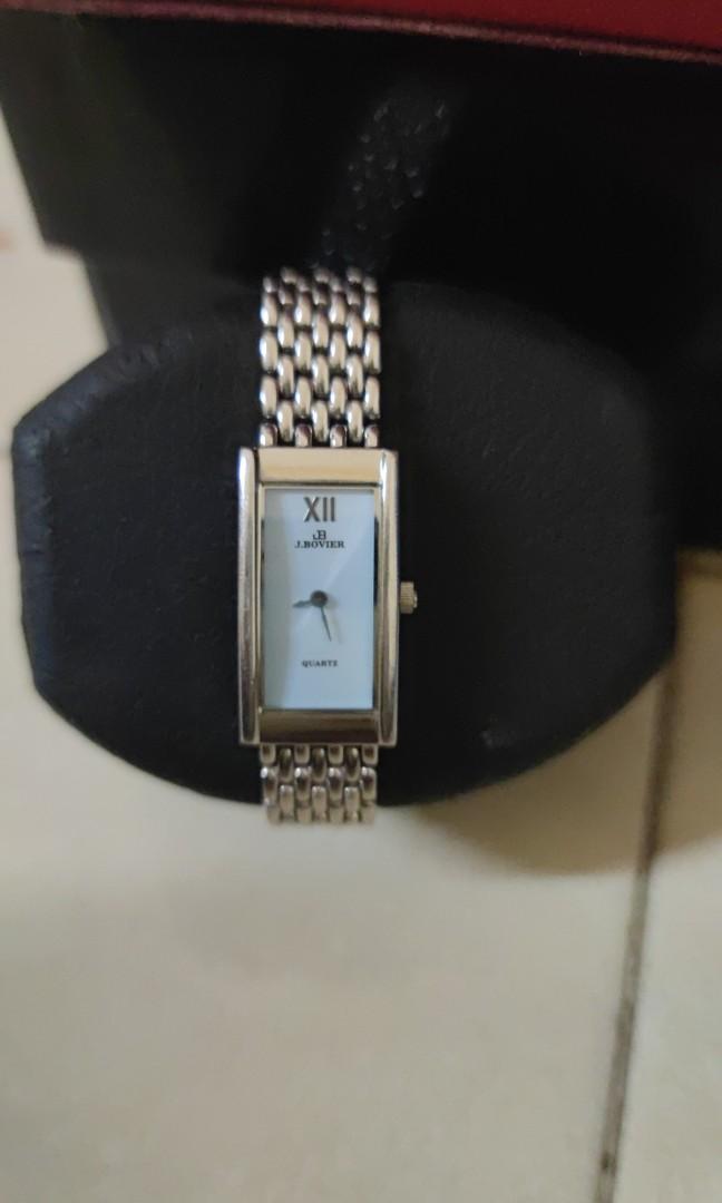 J watch brand outlet