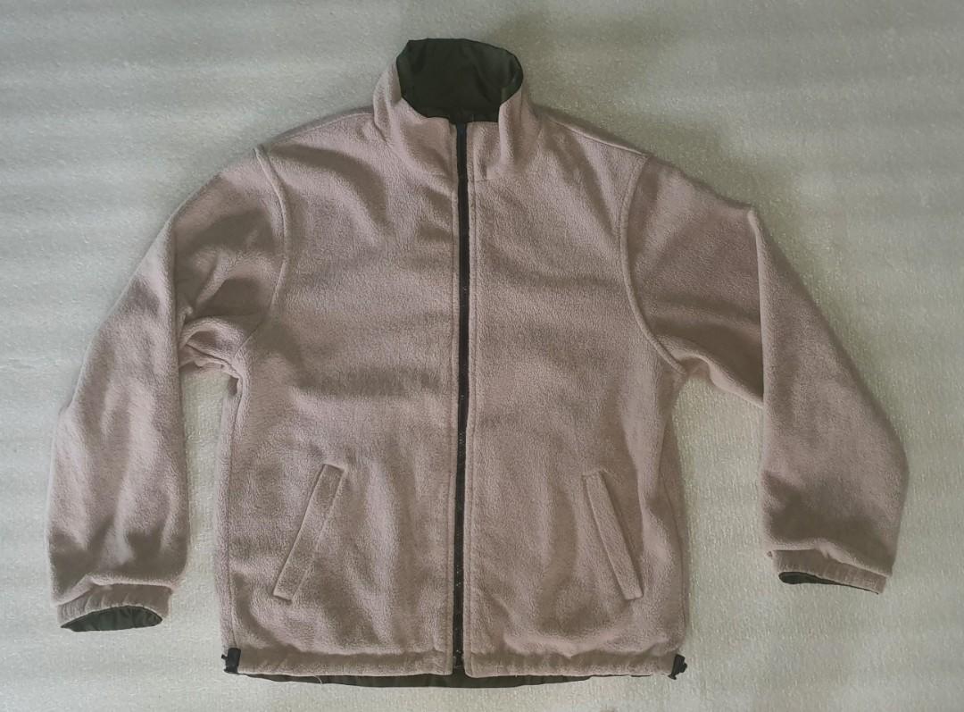 REVERSIBLE BOMBER RIDER JACKET (Category: Coats, Jackets and Outerwear) located in San Pedro. Submitted by mochi_21 (Listing ID 1129518499, Image 3). Description: REVERSIBLE BOMBER RIDER JACKET Army Green/ Fleece Fabric Khaki Color Water Repelant Perfect for Cold/Rainy Days! RFS: Decluttering For Inquiries: 09456222629.