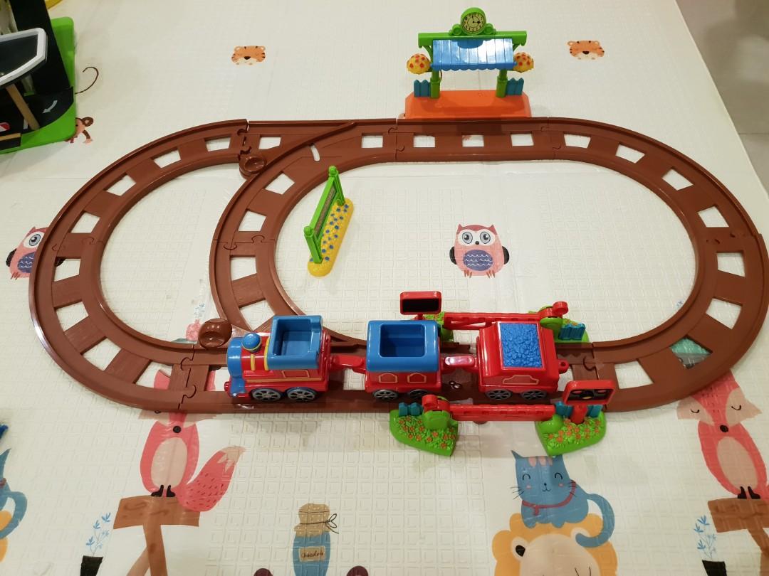Wooden Train Track 8 x Long Curved Pieces Makes Circle Brio ELC Etc Compatible 