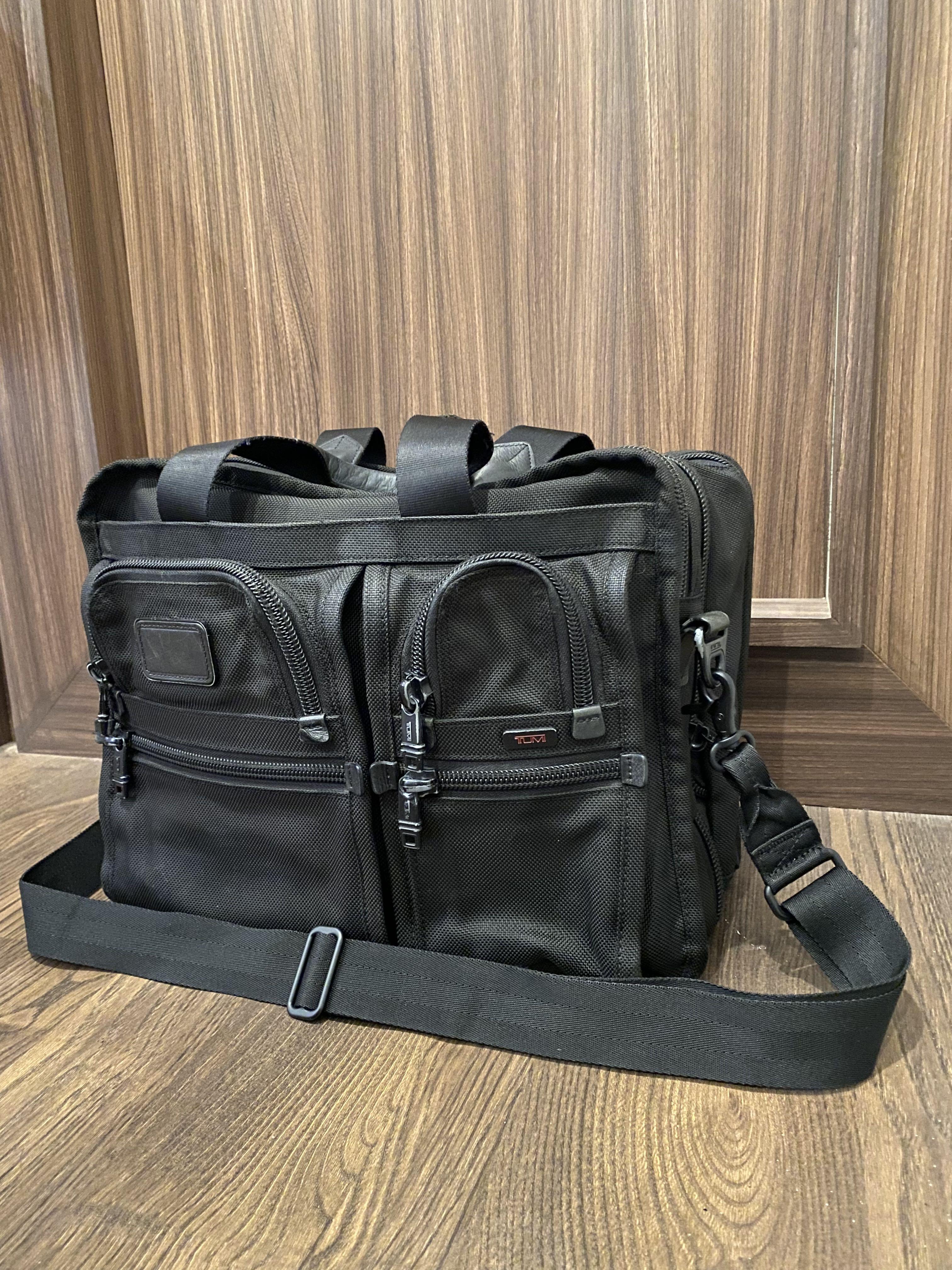 Tumi Alpha 2 briefcase original asli expandable, Fesyen Pria, Tas