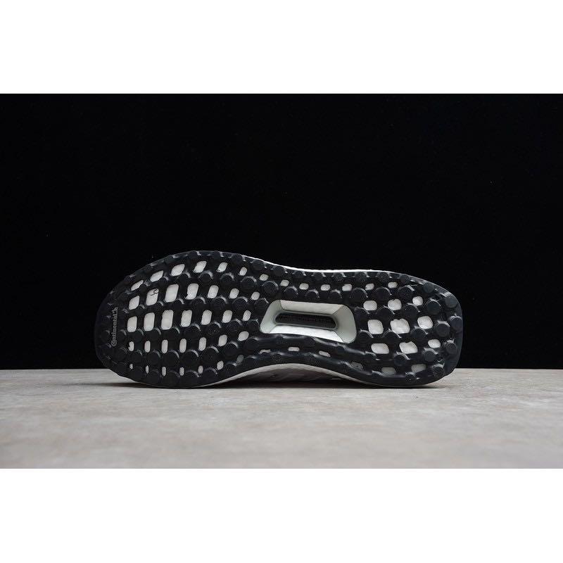 Ub 3. triple white on sale