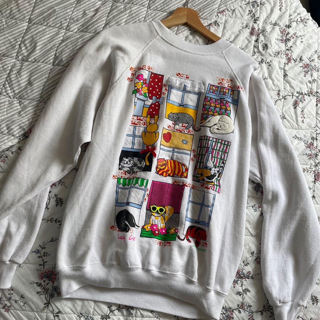 Vintage Cat Sweater, Women's Fashion, Tops, Longsleeves on Carousell