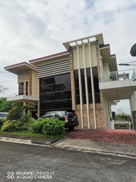 2 Storey House and Lot in THE RANCH Timberland Heights San Mateo Rizal