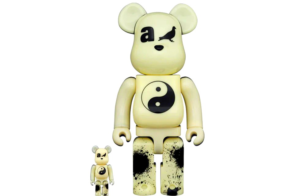 Bearbrick atmos sales