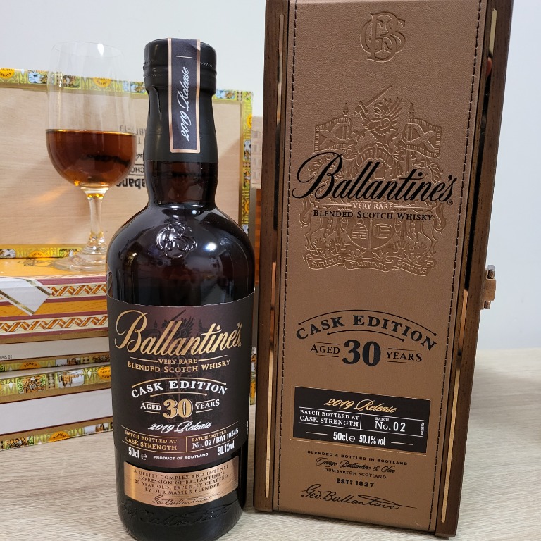 威士忌: BALLANTINE'S 30 YEARS 百齡罈30 年CASK EDITION 500ML, 嘢食