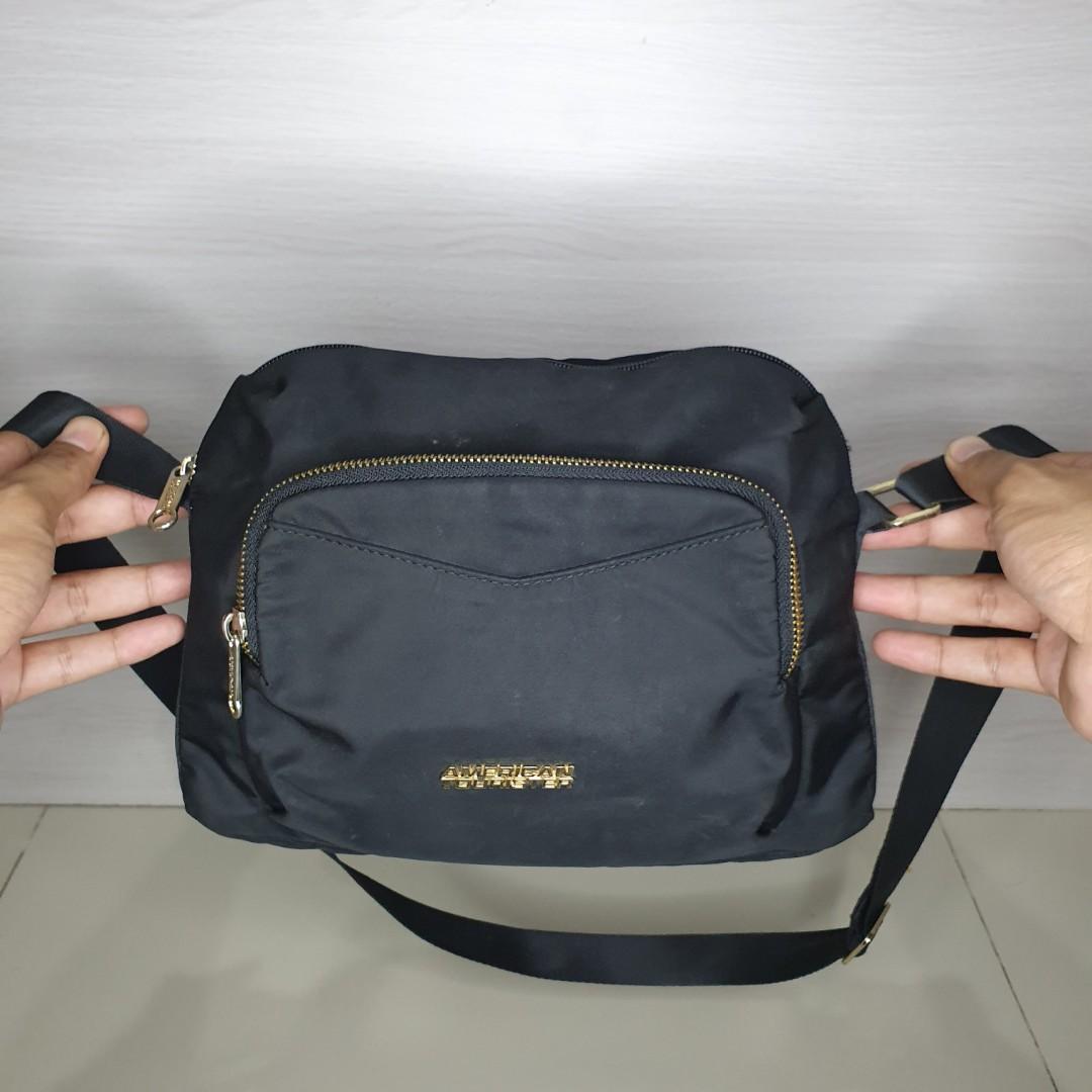 American Tourister Slingbag Black Fesyen Pria Tas Dompet Tas